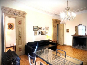 dHomes Apartments and Rooms - Galleria Gold, balcony Milano